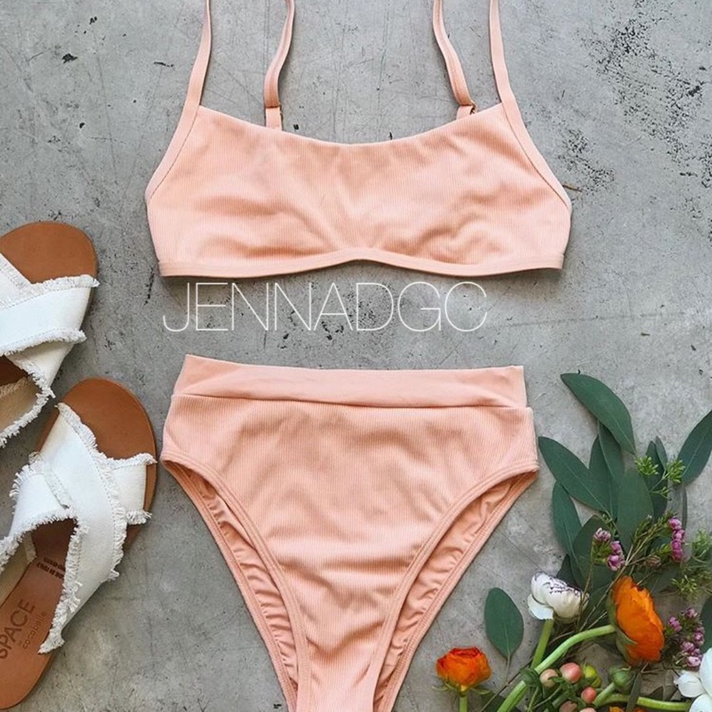 L*Space Gemma top and Frenchi bottom in desert NWT - Picture 12 of 12